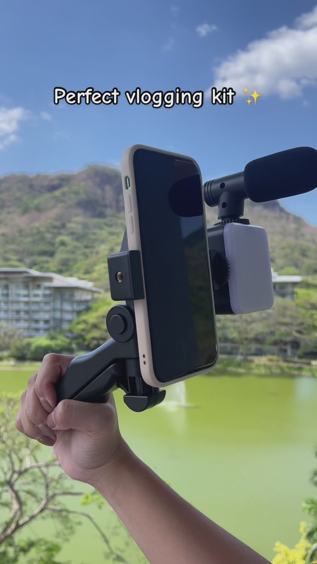 AY-49 Vlogging Kit – Mic, LED Light & Tripod