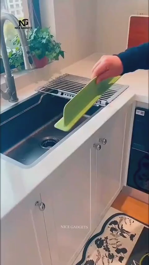 Kitchen Sink Splash Guard – Self-Adhesive Silicone Water Barrier