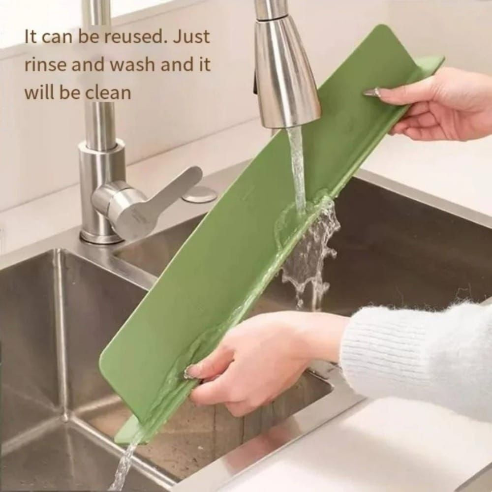 Kitchen Sink Splash Guard – Self-Adhesive Silicone Water Barrier